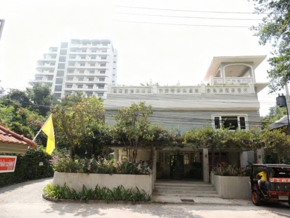 Boutique Hotel For Sale Hua Hin Near Khao Takiab Beach