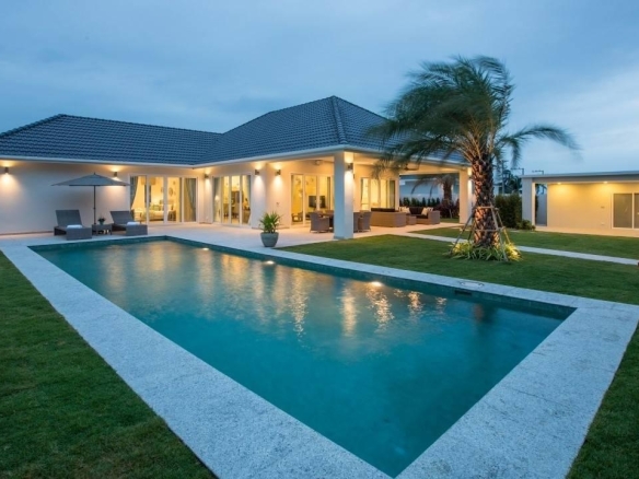 Eco Friendly Mountainside Villas For Sale in Hua Hin Near Black Mountain Golf Course