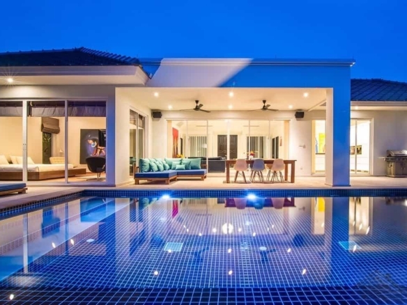 Luxury Hua Hin Condo for Sale at Baan Kiang Fah with Sea Mountain and City Views