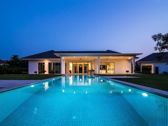 Luxury Pool Villa Sale Hua Hin Baan Ing Phu Estate Hua Hin