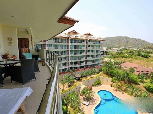 beautiful 2 bed hua hin penthouse with panoramic view