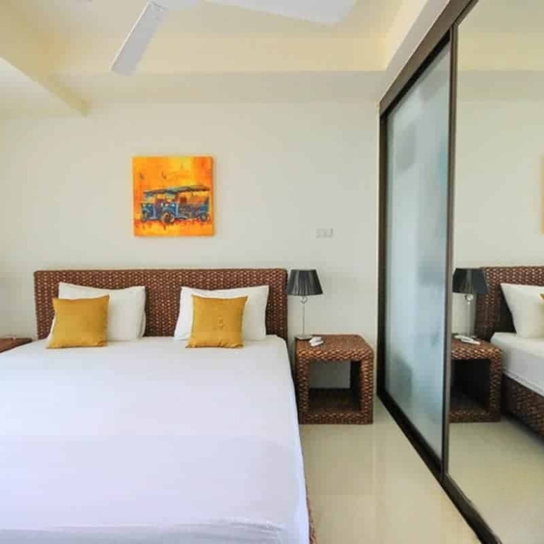Stunning Hua Hin Penthouse for Sale with Rooftop Pool and Ocean Views