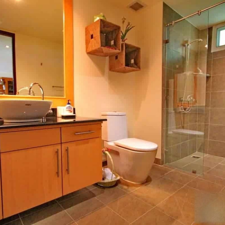 Stunning Hua Hin Penthouse for Sale with Rooftop Pool and Ocean Views