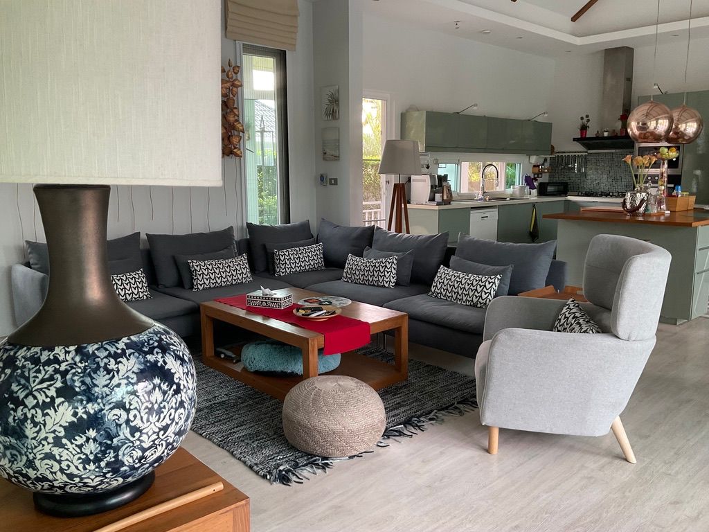 Splendid Pool Villa Sales Feature