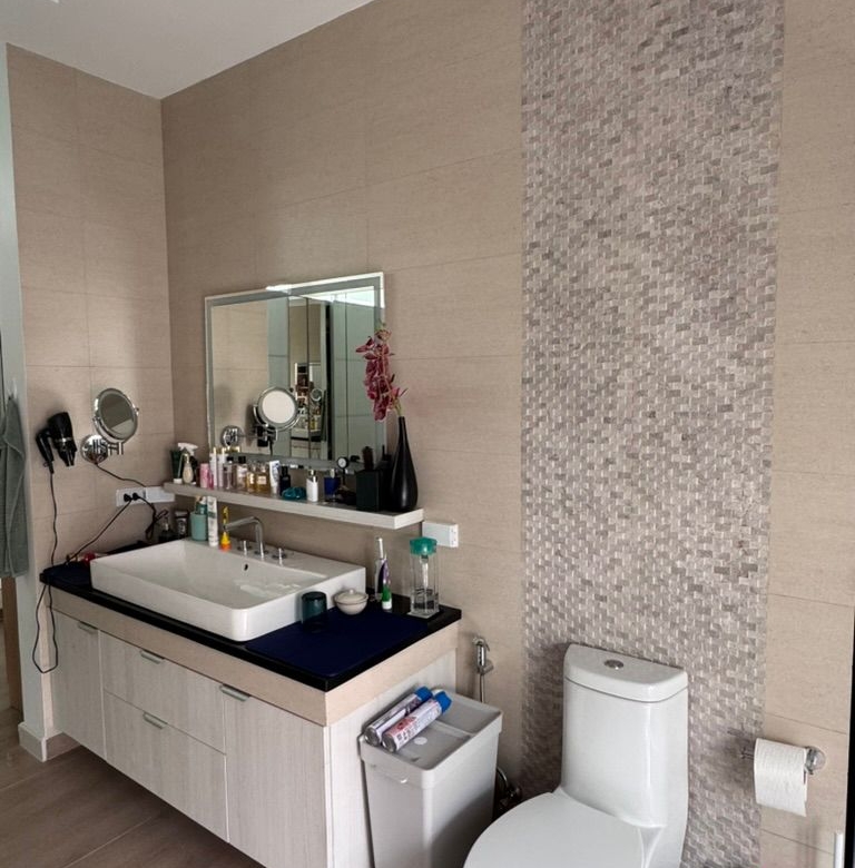 Mesmerizing Hua Hin Sales Home