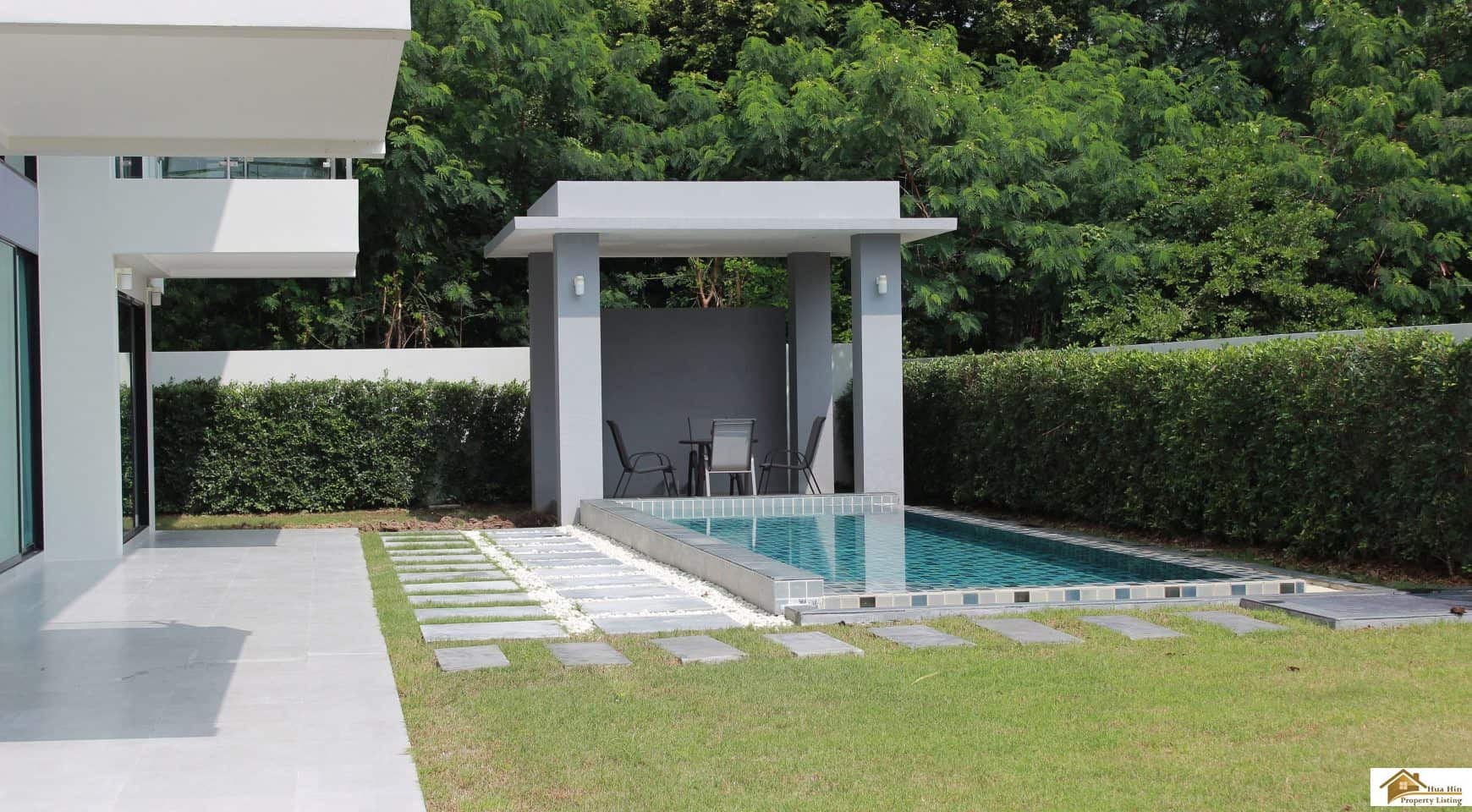 Spacious Family Home Mountain View