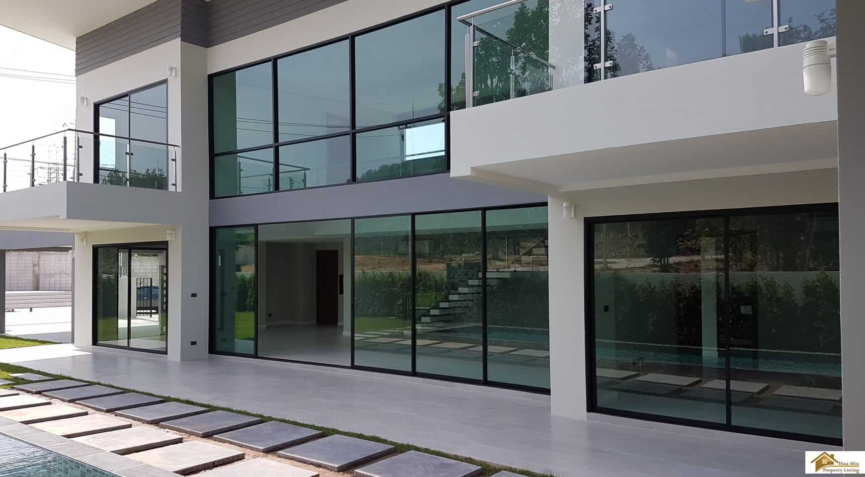 Elegant Villa With Private Pool