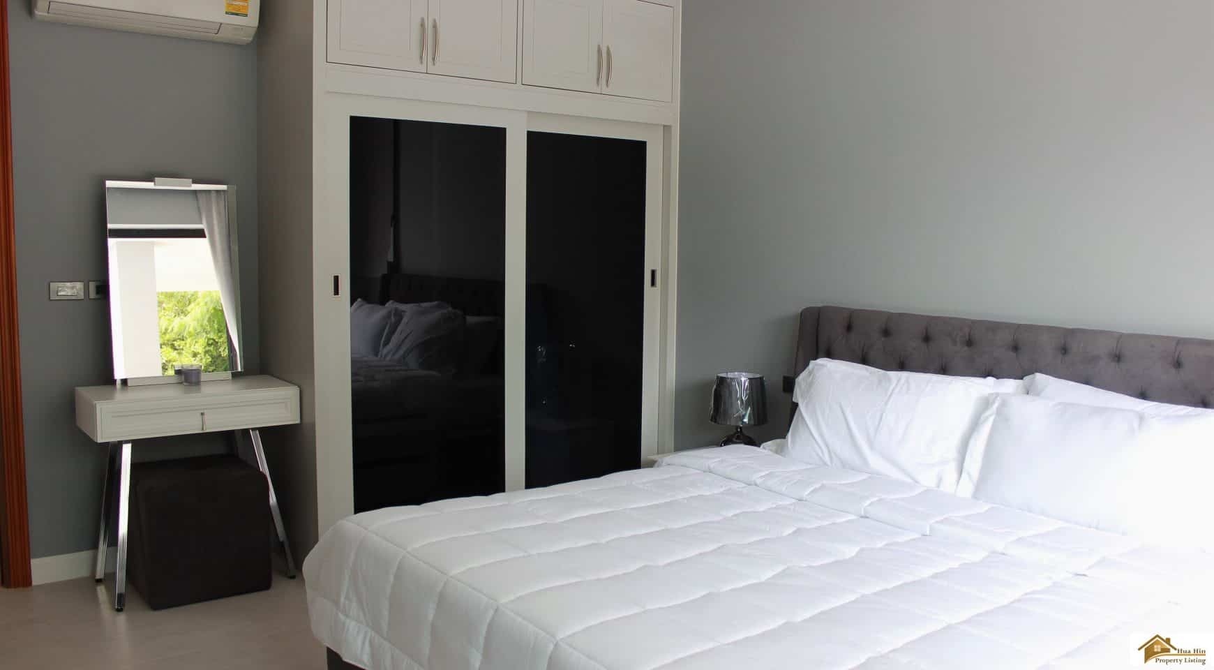 Luxury Estate Outdoor Relaxation