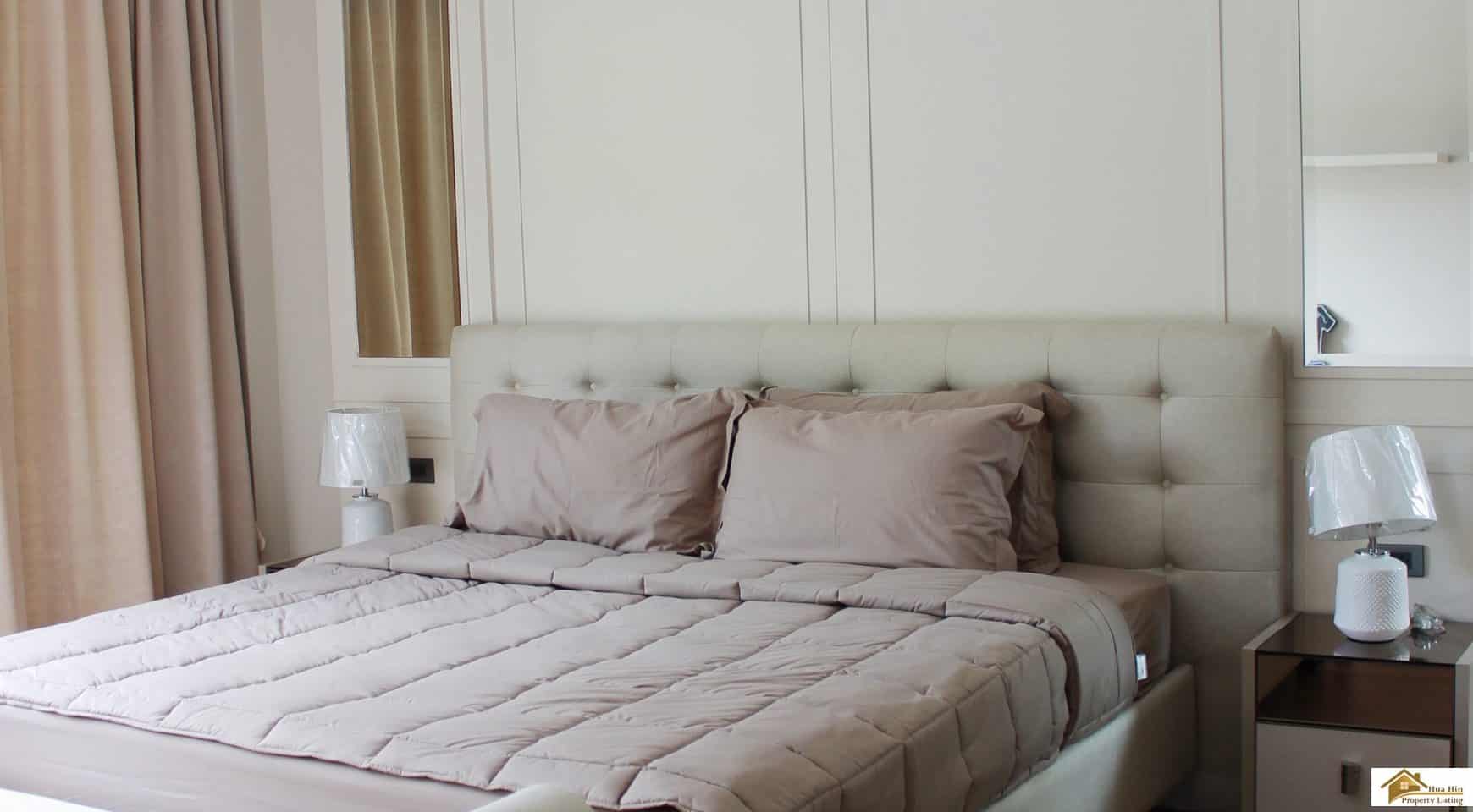 Elegant Home Mountain Panorama