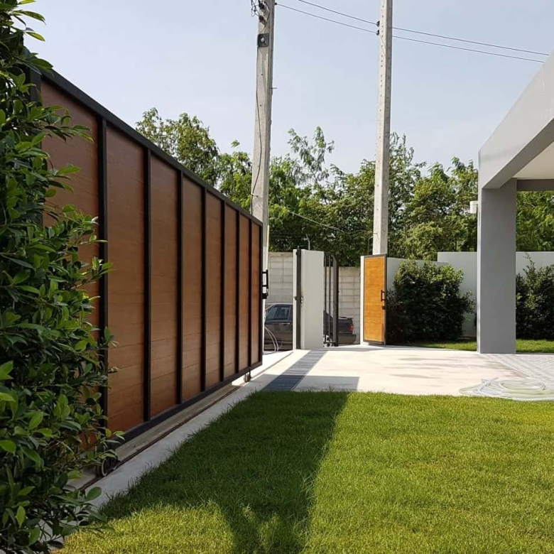 Stylish Home Outdoor Living Space