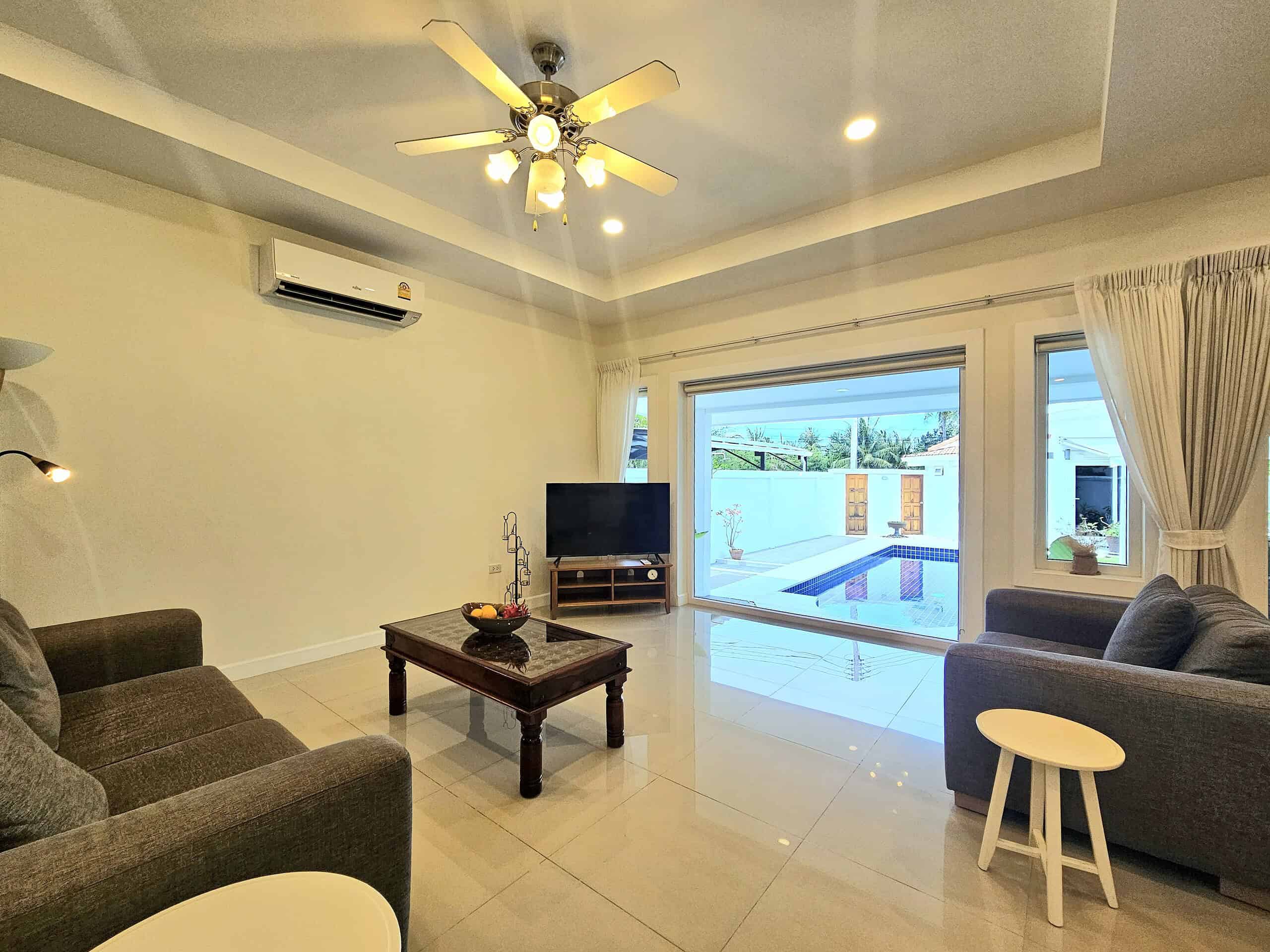 Yu Yen Modern Villa Sales Charm