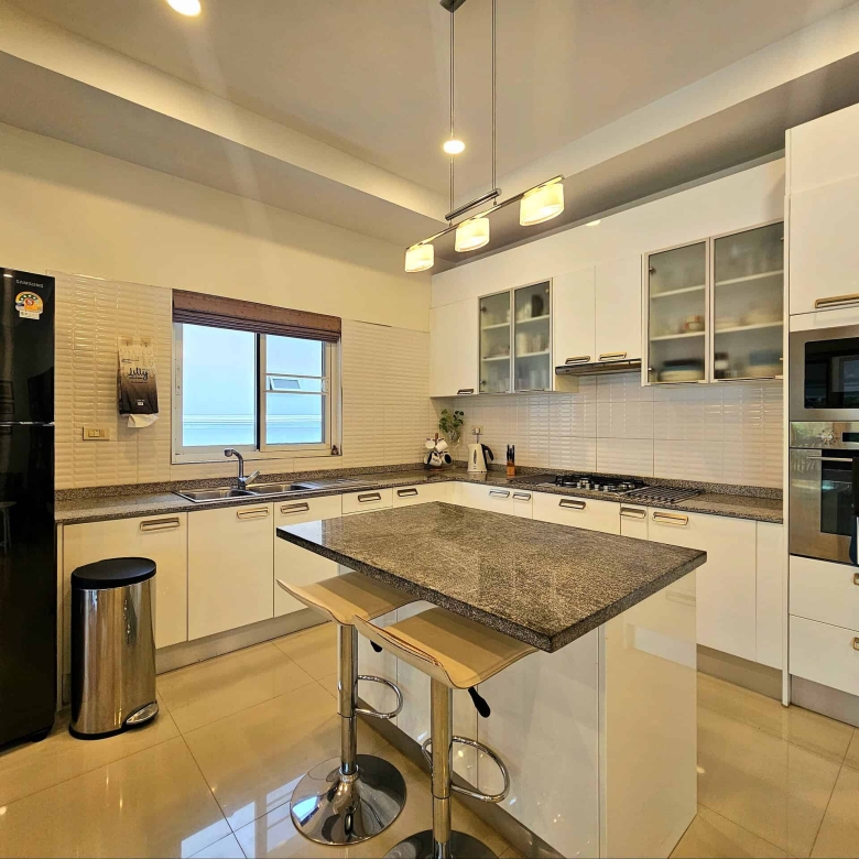 Yu Yen Luxury Villa Sales Gem