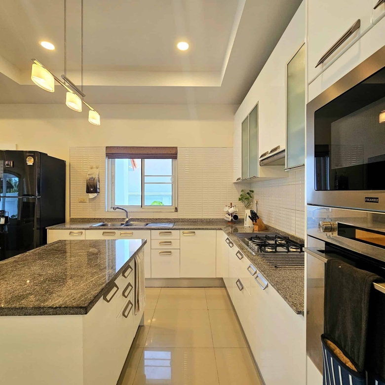 Baan Modern Villa Sales Appeal