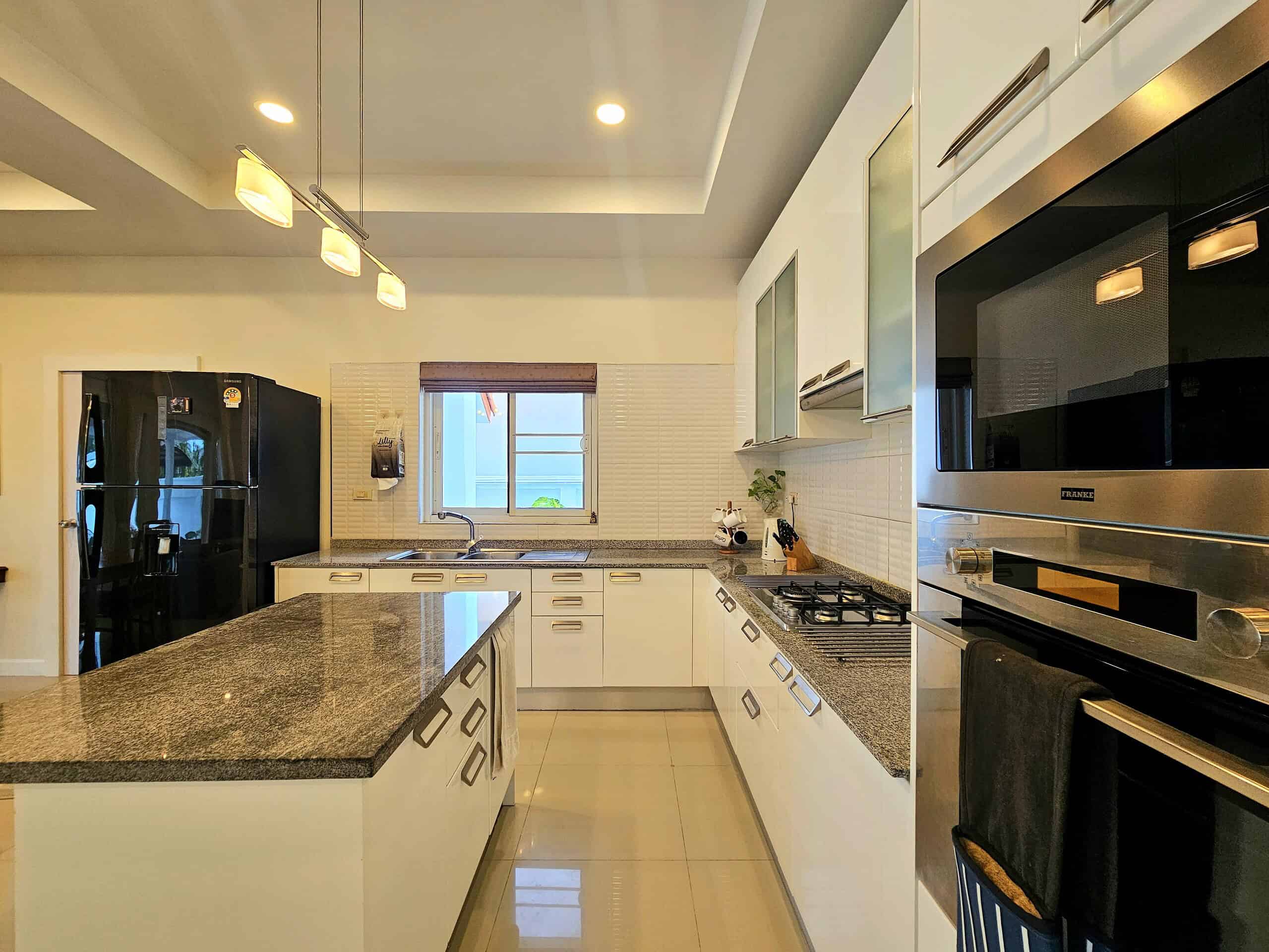 Baan Modern Villa Sales Appeal