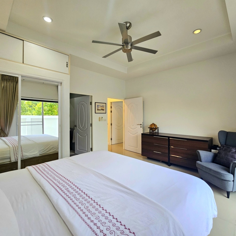 Yu Yen Hua Hin Villa Sales View