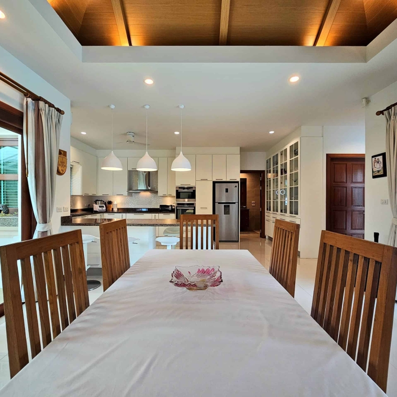 Stylish Hillside Home Sale Hua Hin