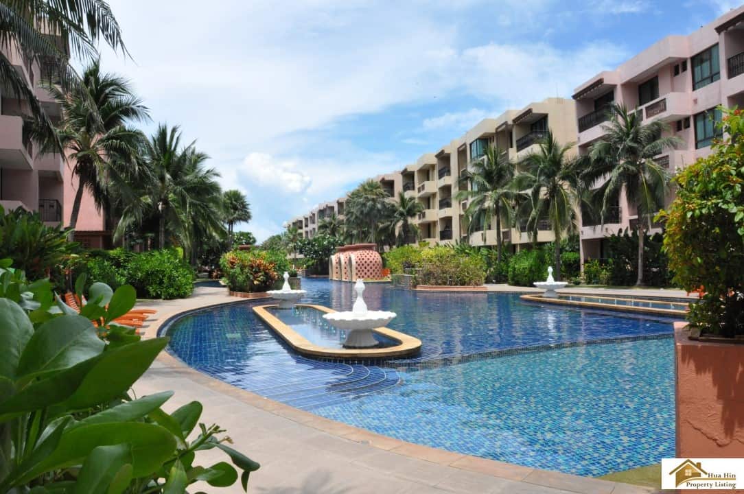 Beautiful Coastal Property Scene