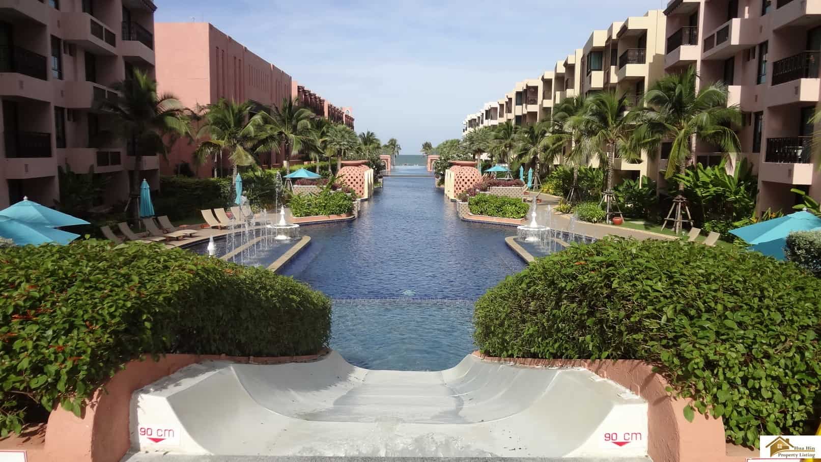 Marvelous Marrakesh Beachfront Look