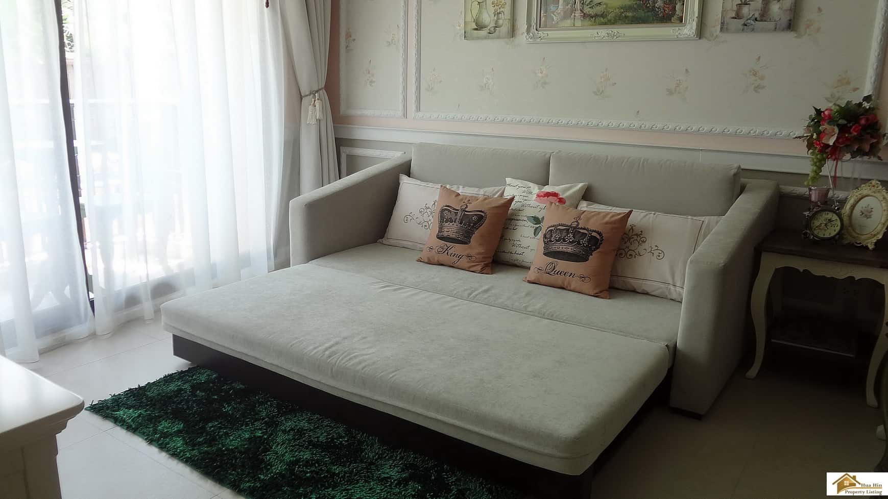 Splendid Beachfront Condo Image