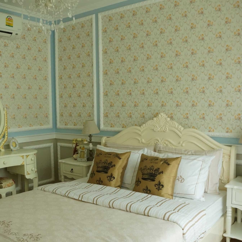 Exclusive Beachfront Condo Charm