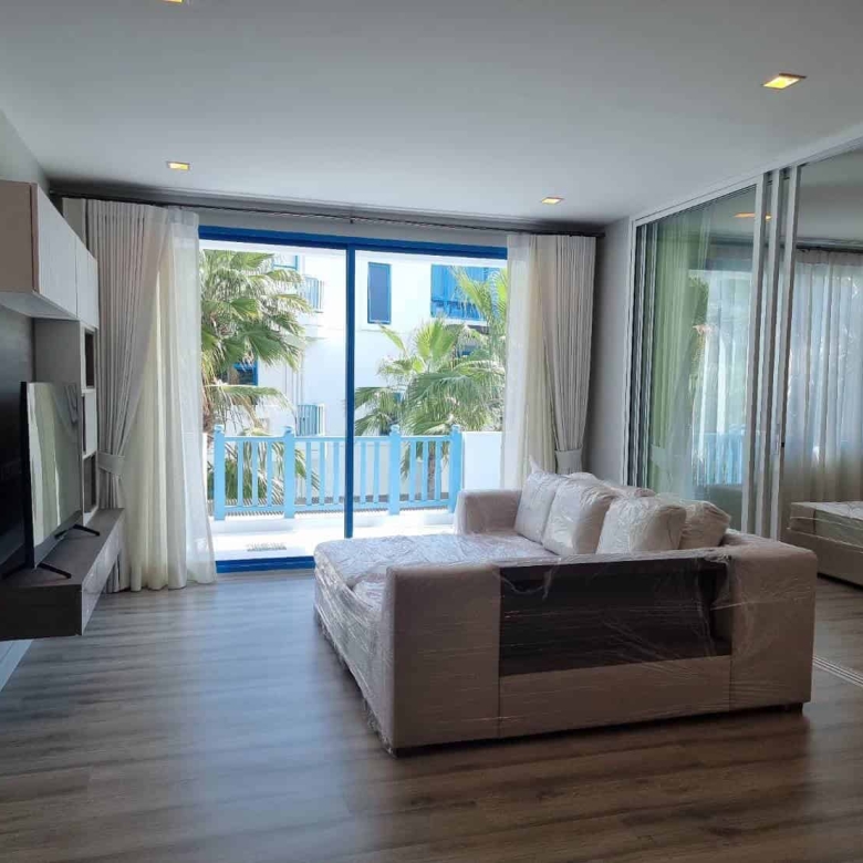 Stylish Beachfront Condo Sale Hua Hin