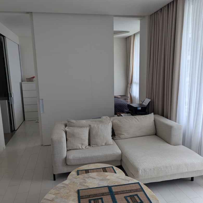 Elegant Veranda Residence Sales Home