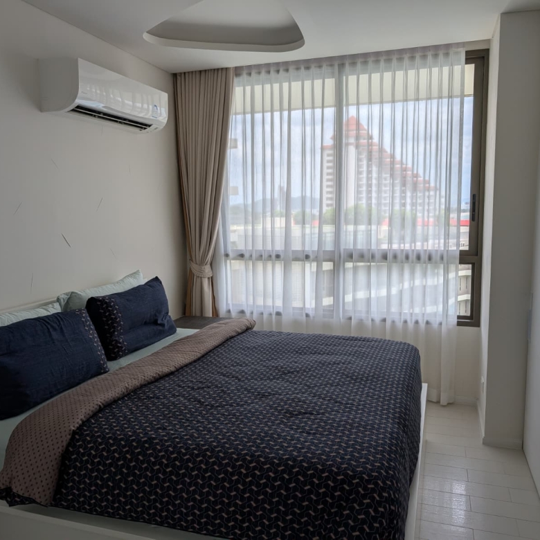 Desirable Beachfront Sales Condo Unit