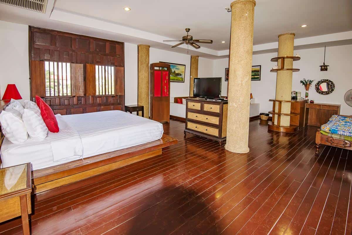 Beach Hotel Investment Hua Hin Elite Hotel Sales Beach Proximity