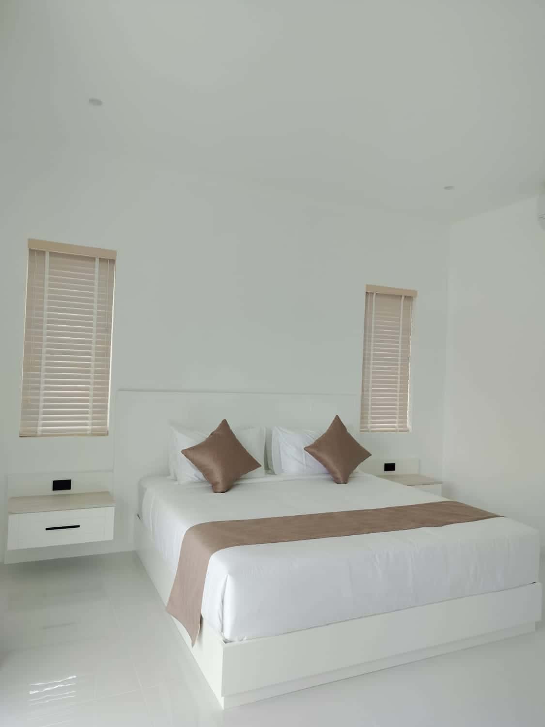 Beautiful Villa Sales Capture