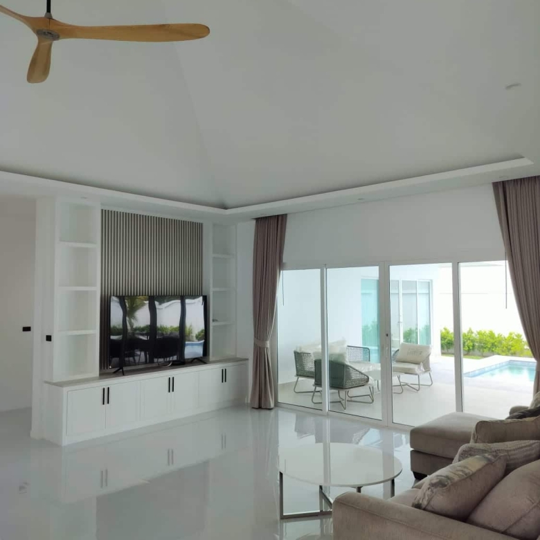 Elite Villa Sales Snapshot