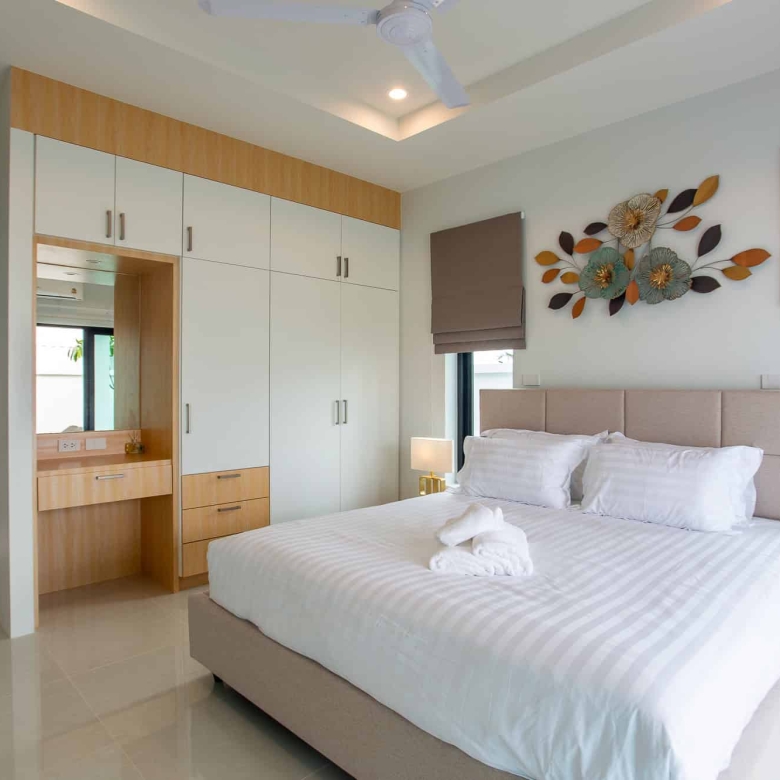 Grand Home Sales Coastal Splendor