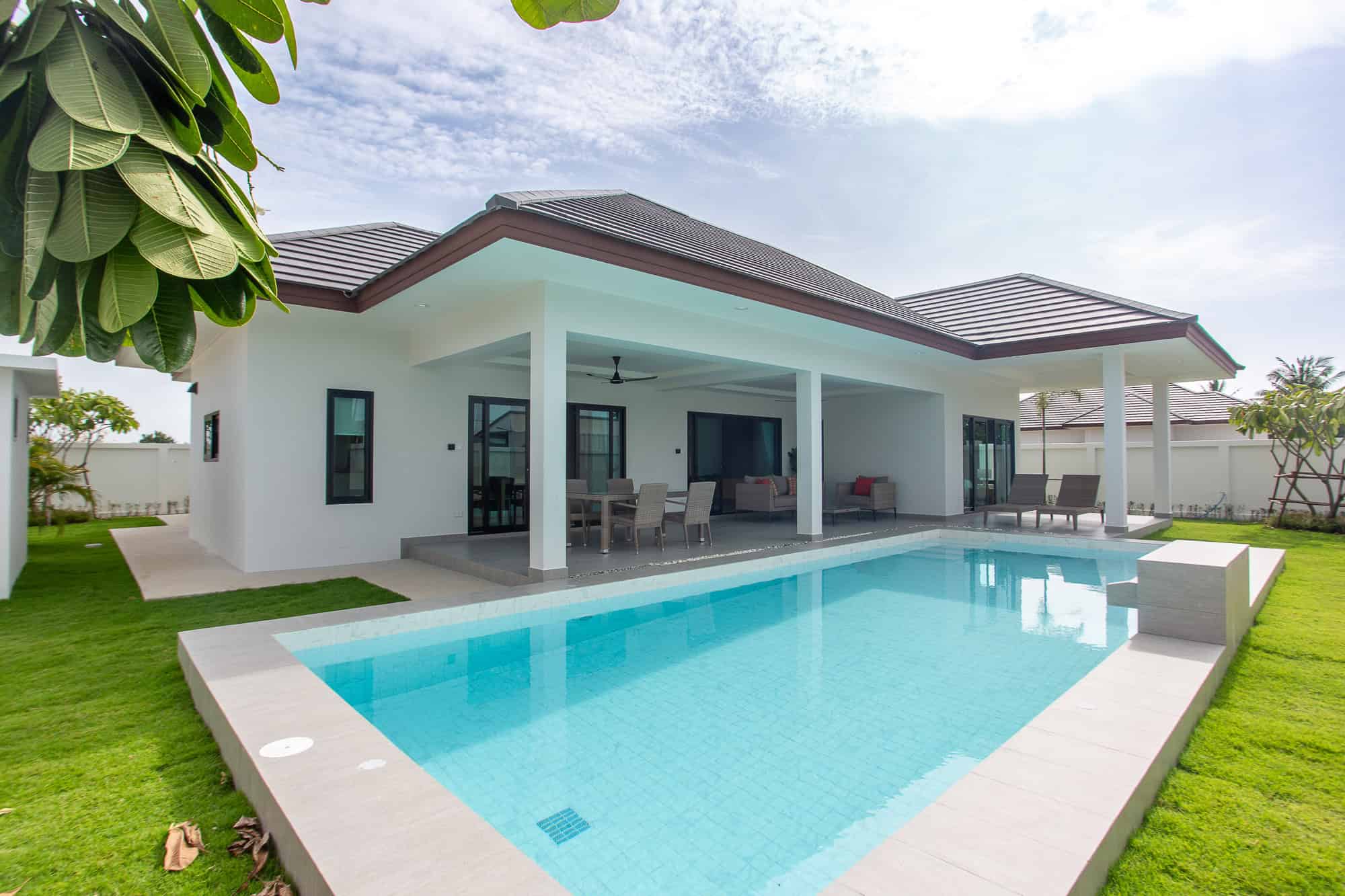 Luxury Property Sales Showcase Villa
