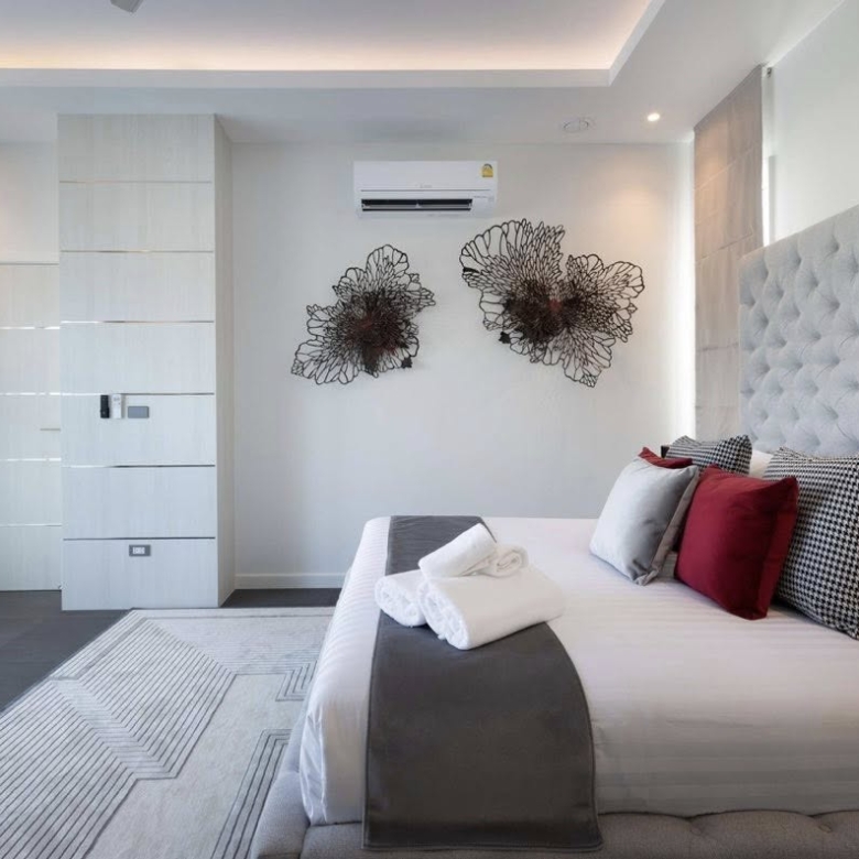 Luxury Property Sales Near Golf