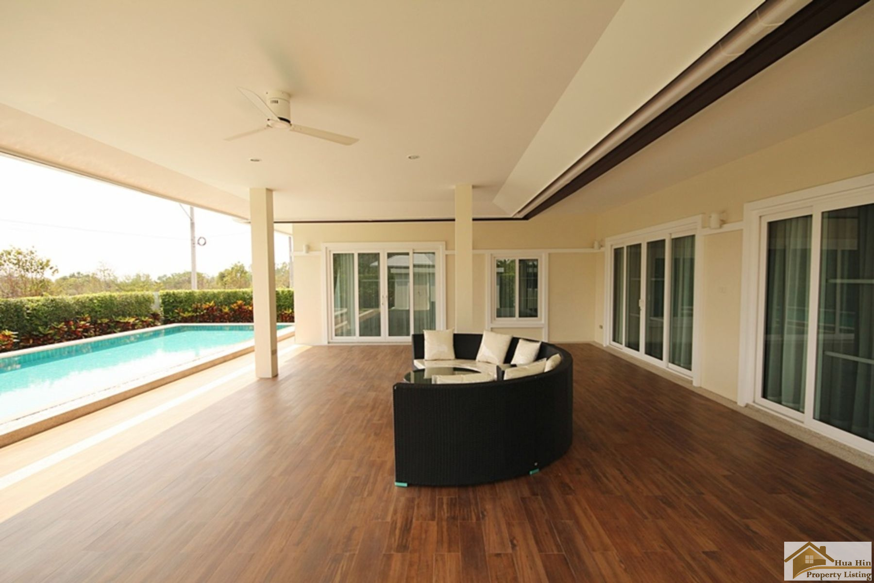 Elegant Villa Sales in Hua Hin