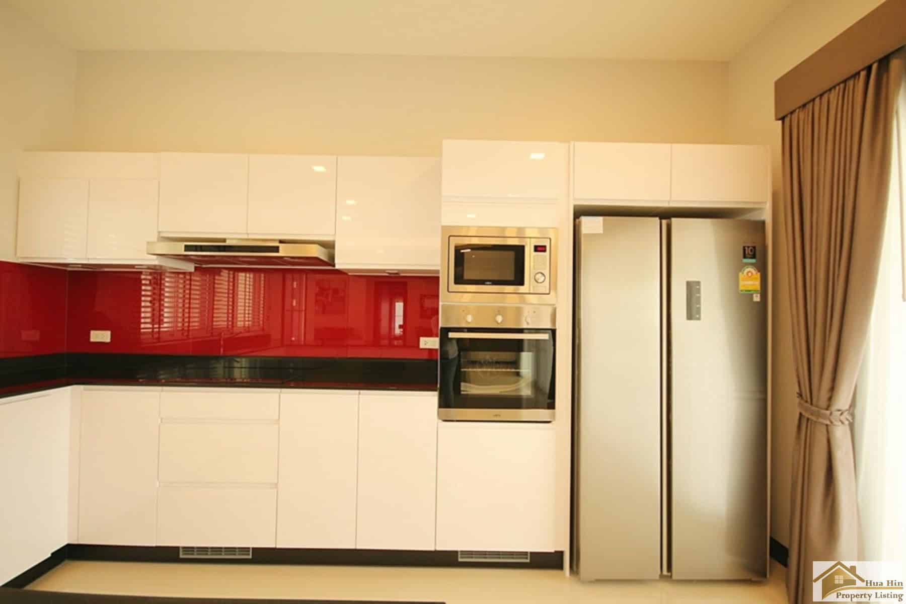 Emerald Valley Luxury Sales Property