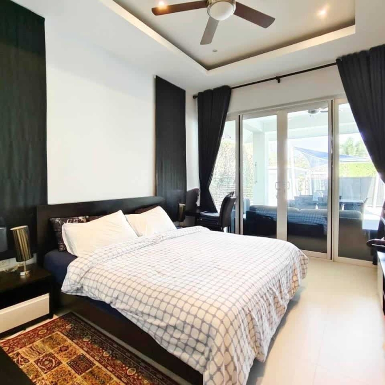 Spectacular Villa Sales Visual