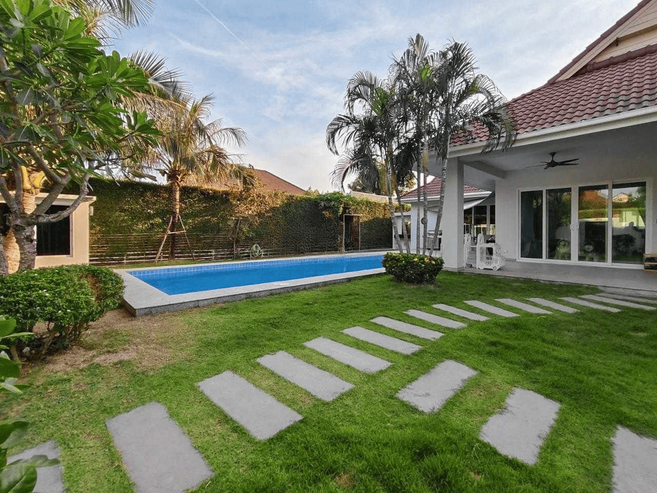 Brilliant Villa Sales Image