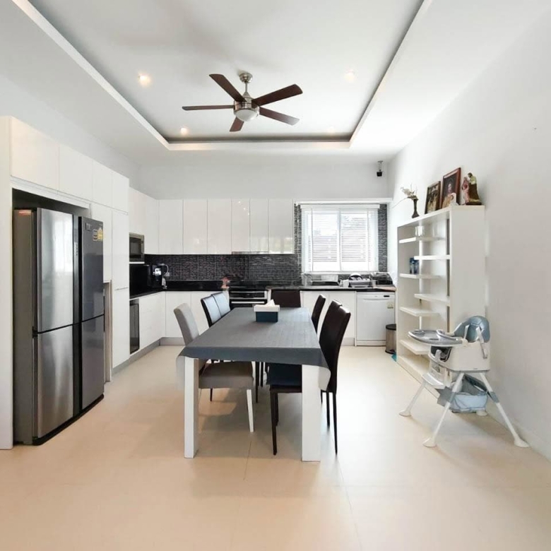 Modern Pool Villa Sales