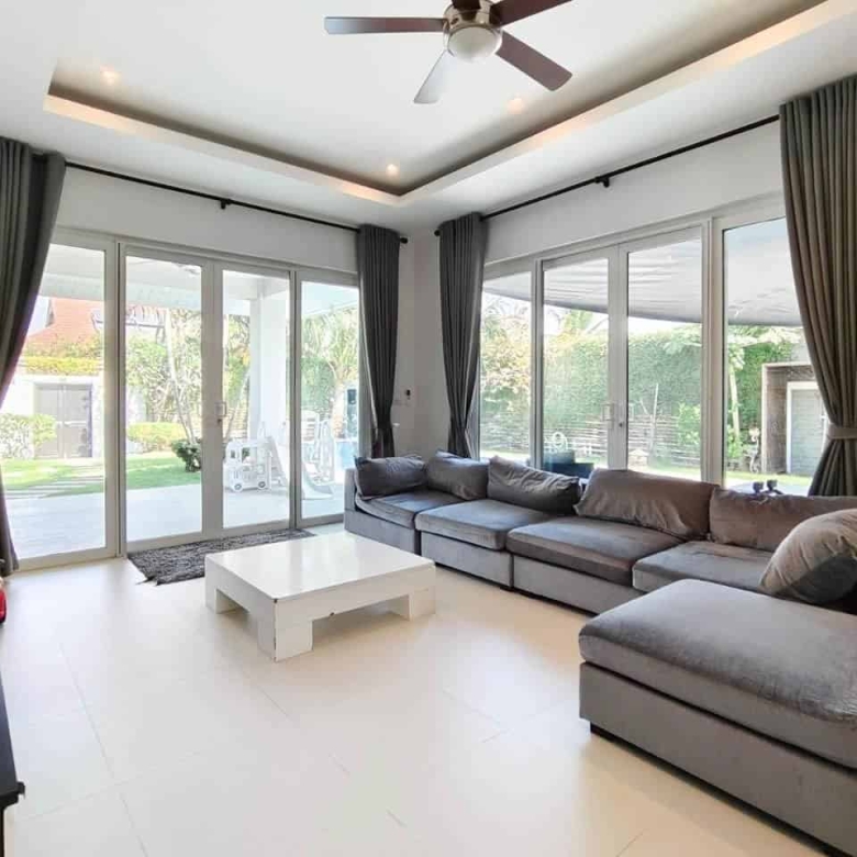 Unique Property Sales Image