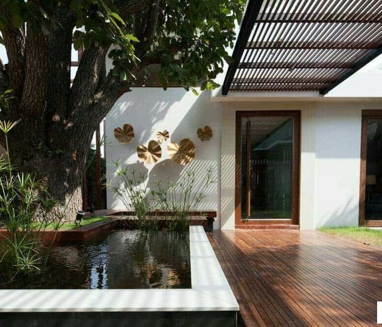 Classy Beachfront Villa Sales Feature