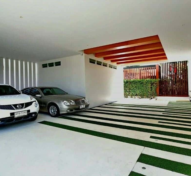 Exceptional Beachfront Property Sales