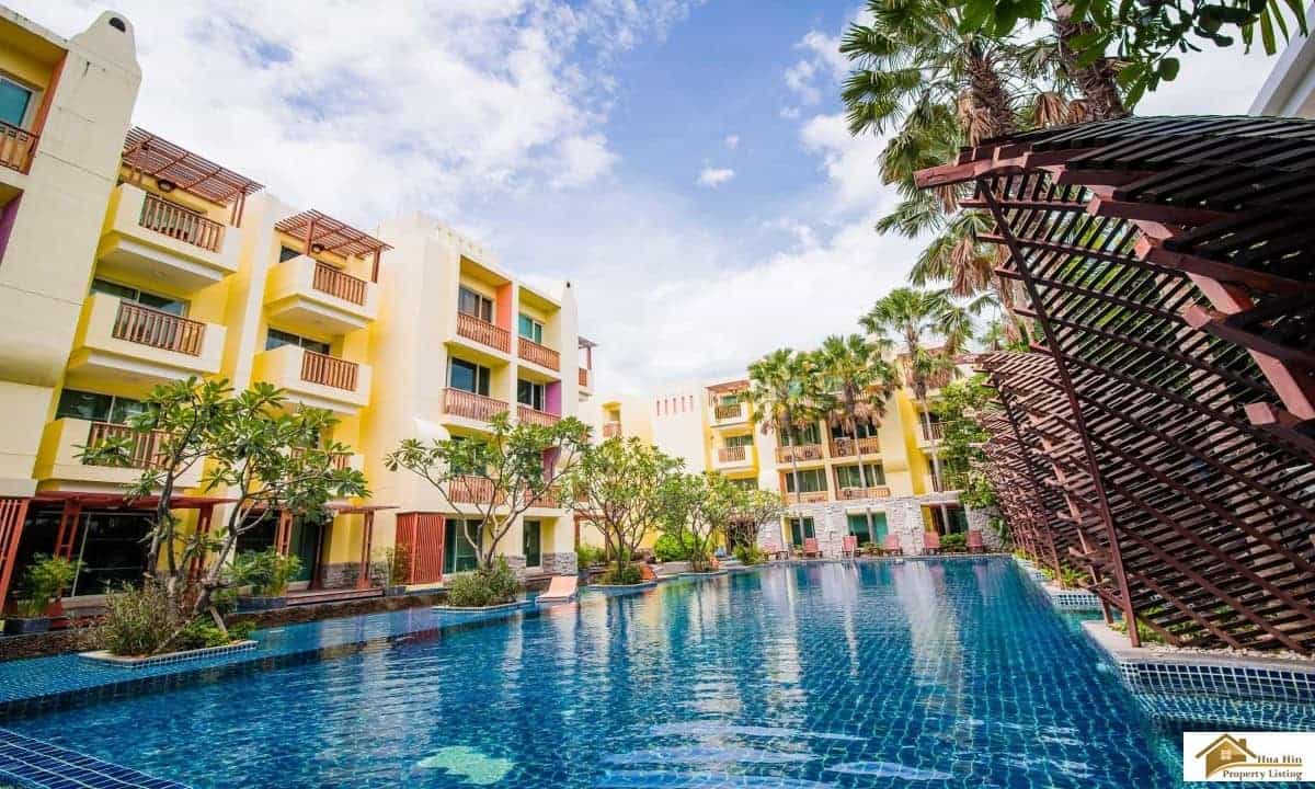 Mykonos Spacious Condo Central Beach