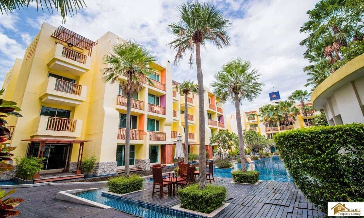 Spacious Mykonos Condo Heart Hua Hin