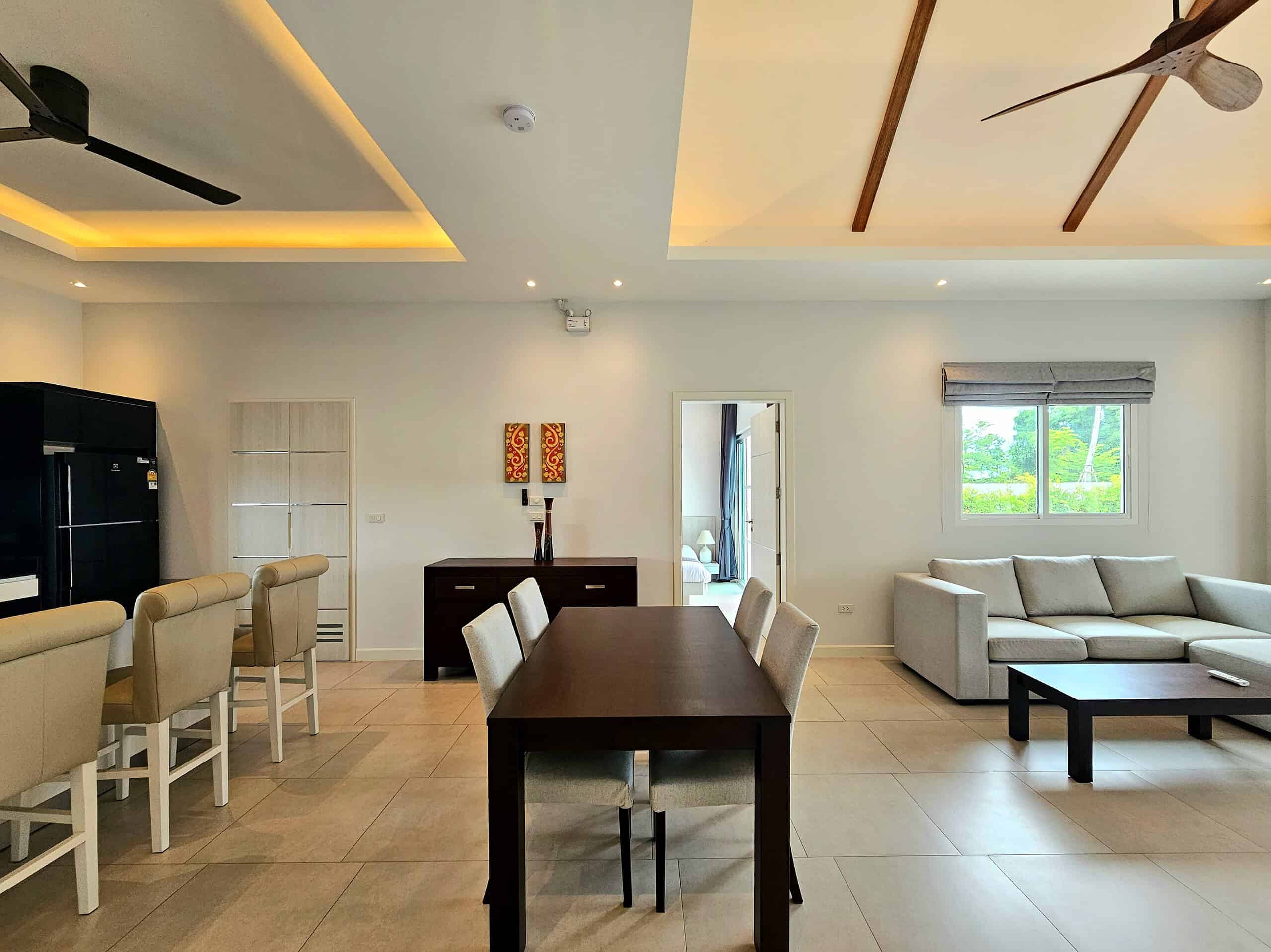 Impressive Villa Sales Hua Hin Soi 70