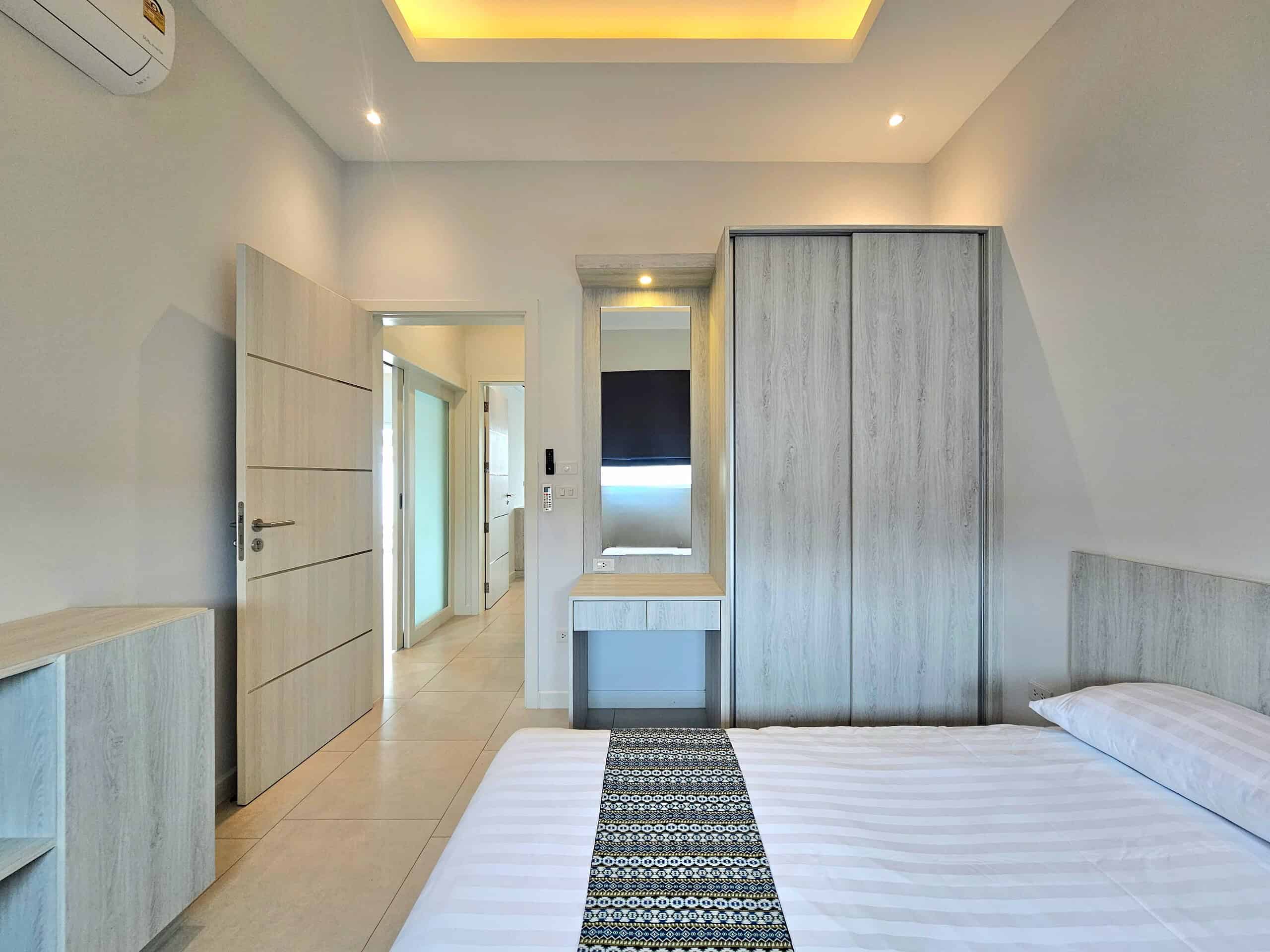 Prestigious Pool Villa Sales Smart Hamlet