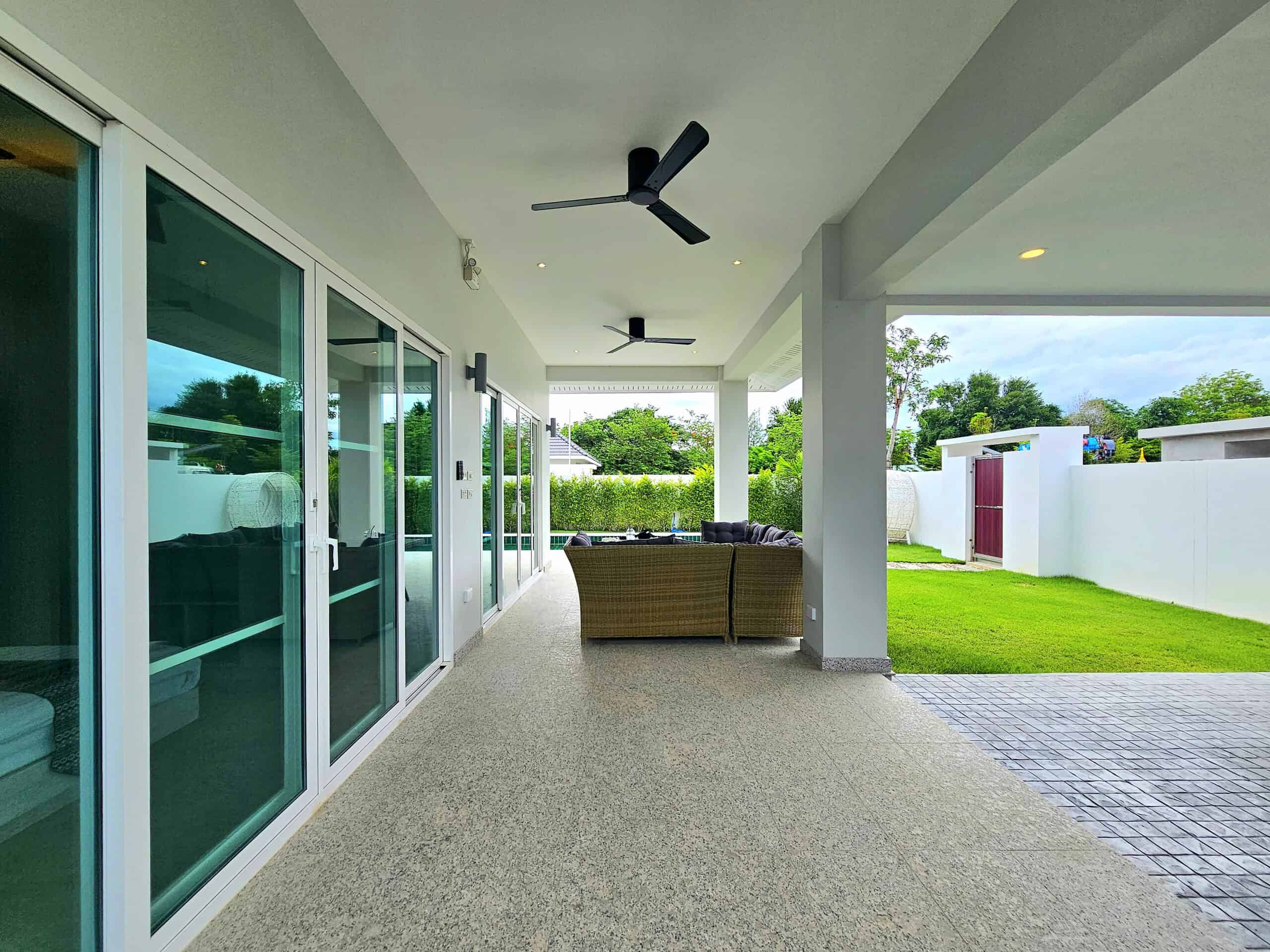 Beautiful Pool Villa Sales Smart Hamlet