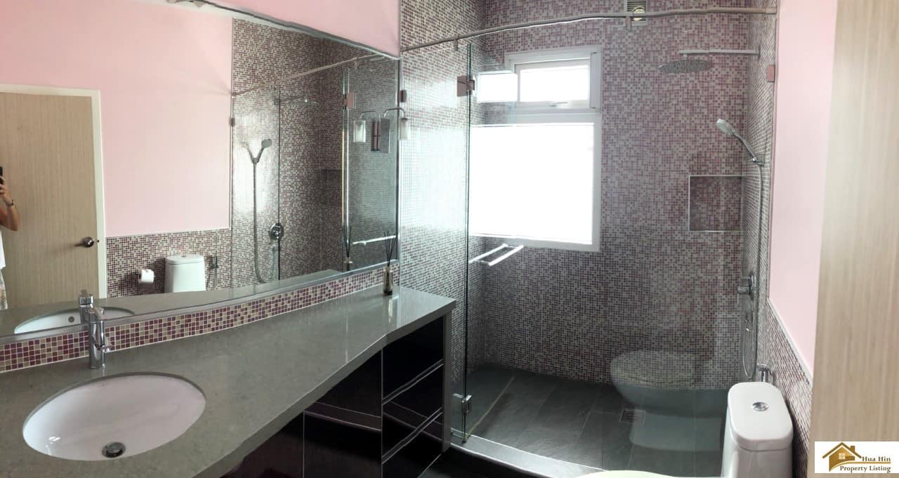 Developer Pool Villa Hua Hin Property Striking Villa Sales Desirable Location