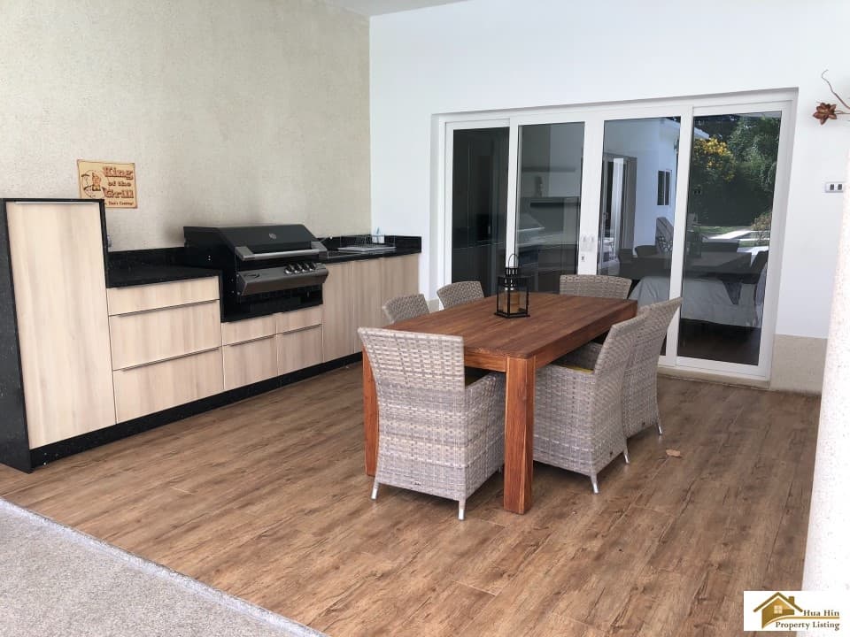 Luxury Pool Villa Sales Residential Community Elegant Private Villa Sales Hua Hin