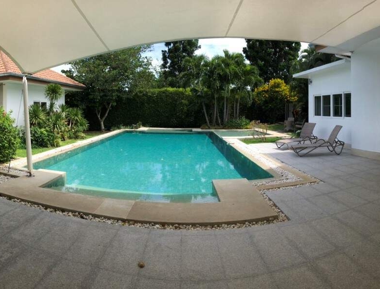 Charming Pool Villa Sales Near Center