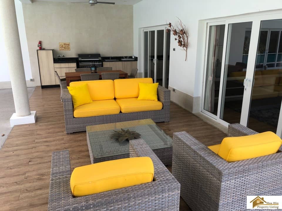 English Developer Pool Villa Hua Hin Beautiful Villa Sales Exclusive Location